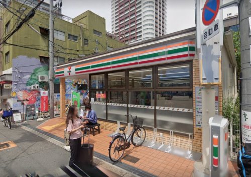 コンビニ　セブンイレブン 大阪鶴野東店（コンビニ）まで233m