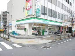 コンビニ　ファミリーマート 聖蹟桜ヶ丘店（コンビニ）まで426m