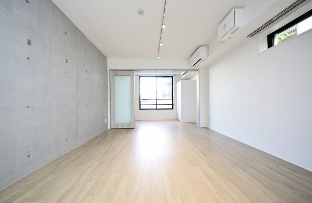 居室・リビング　居室