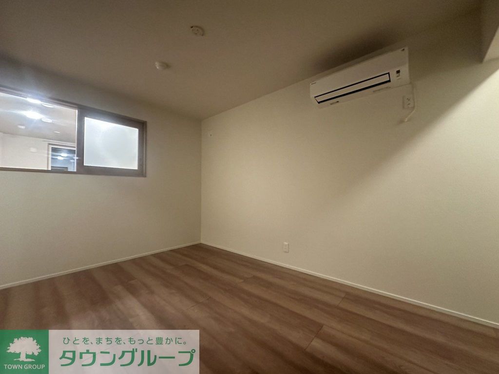 エントランス　駐車場