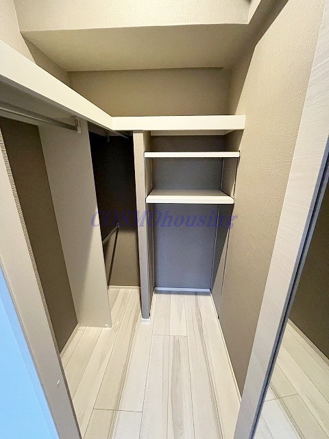 収納　ウォークインクローゼット