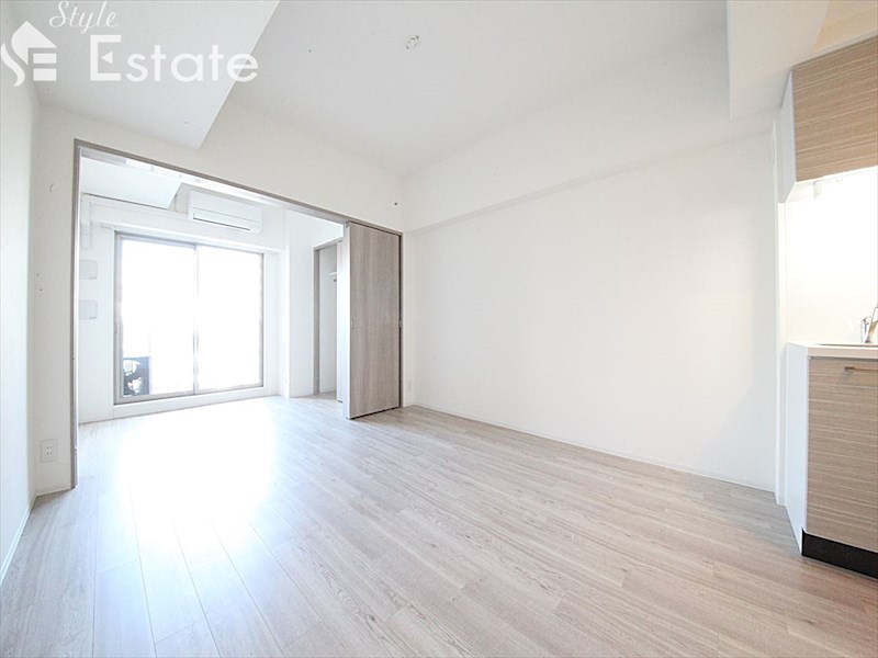 居室・リビング　内装