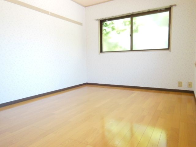 居室・リビング　☆明るい居室スペース☆