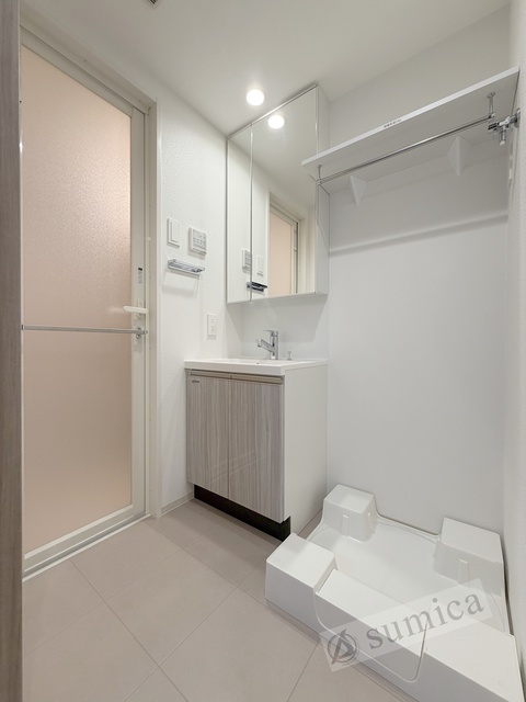 洗面設備　洗面脱衣所付き！独立洗面台が便利です♪♪