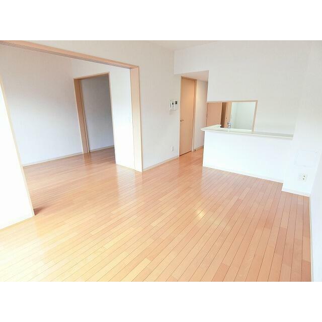 居室・リビング　※以下、別室参考写真です。