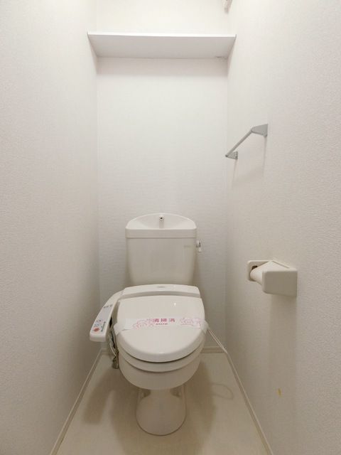 トイレ　ゆったりスペースのトイレ♪