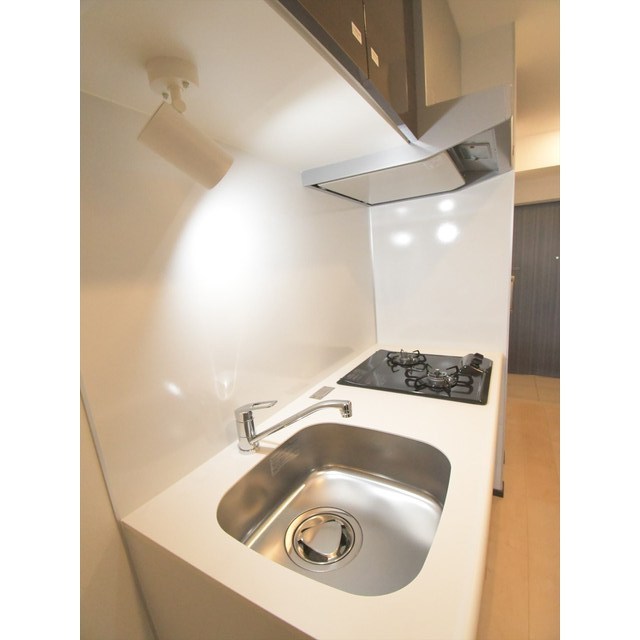 キッチン　コンパクトなキッチンで掃除もラクラク