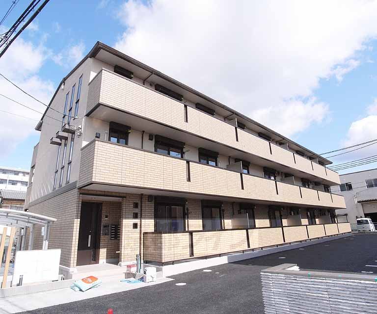 建物外観　パリッとした外観です。