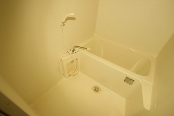 バス・シャワールーム　※別のお部屋の写真です。