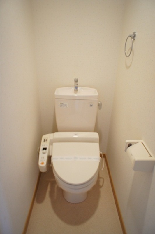 トイレ　図面と現状に相違がある場合には現状を優先