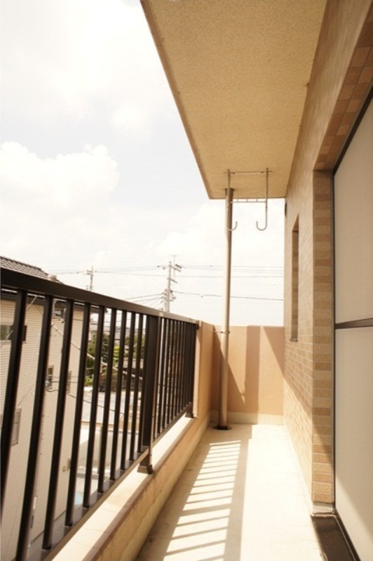 バルコニー　図面と現状に相違がある場合には現状を優先