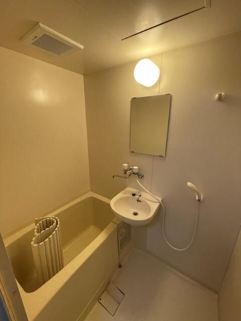 バス・シャワールーム　きれいなお風呂です