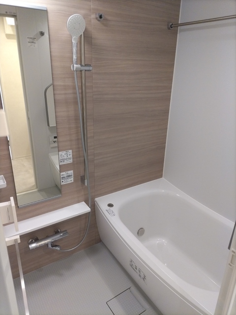 バス・シャワールーム