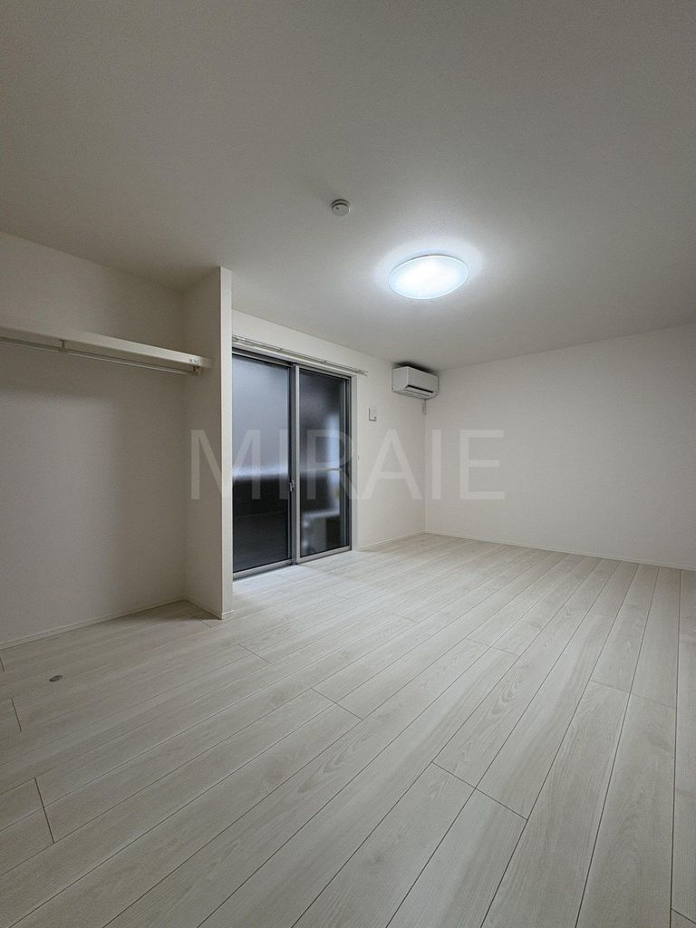 居室・リビング　同シリーズ施工画像