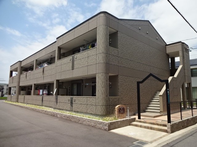 建物外観　外観写真（昼）