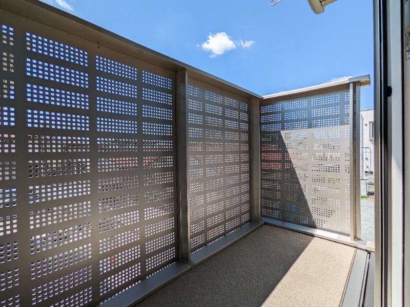 バルコニー　図面と現状に相違がある場合には現状を優先