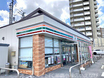 コンビニ　セブンイレブン北中城ライカム店（コンビニ）まで469m