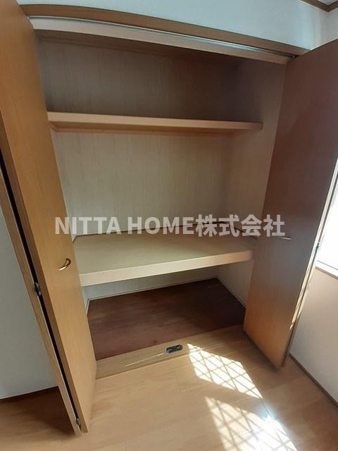 収納　幅広のクローゼットで収納力ＵＰ♪