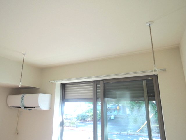 その他部屋・スペース　★室内物干し＆防犯シャッター★