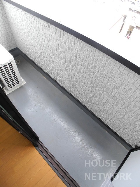 バルコニー　ベランダ