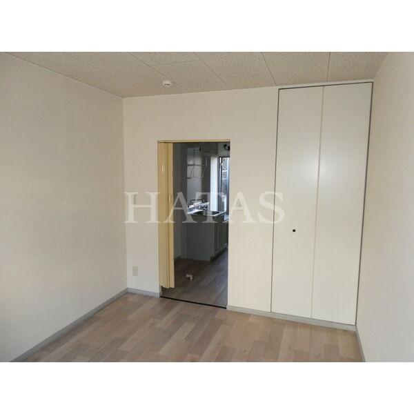 収納　同物件別部屋