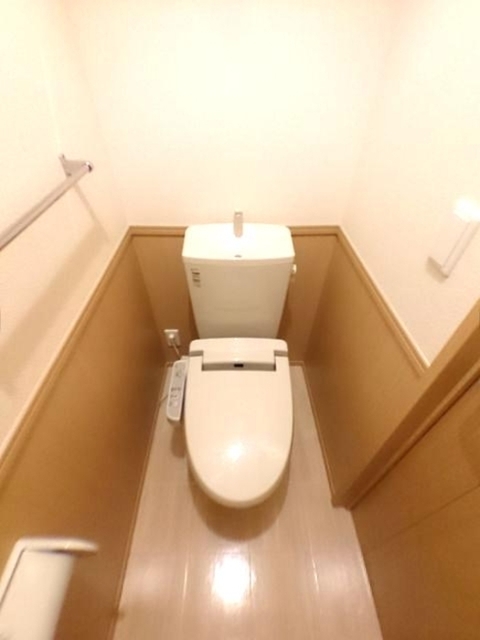 トイレ　温水洗浄暖房便座トイレ