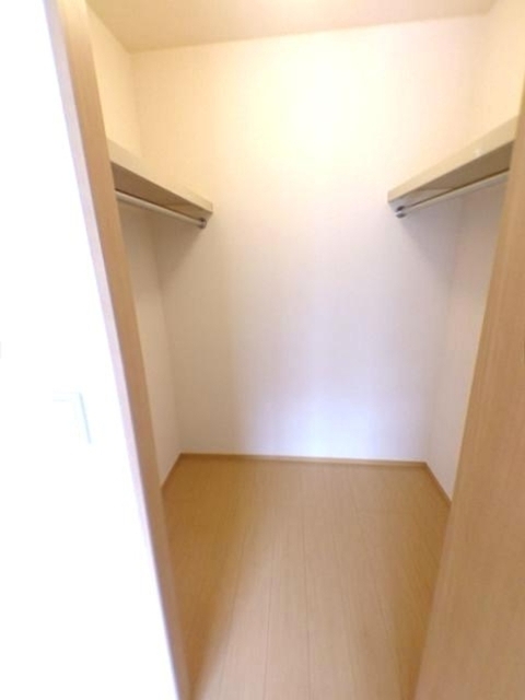 収納　ウォークインクローゼット