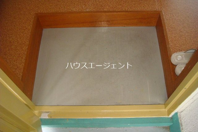玄関　玄関です。※参考画像です。