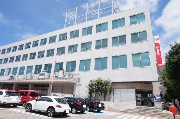 郵便局　金沢中央郵便局（郵便局）まで491m