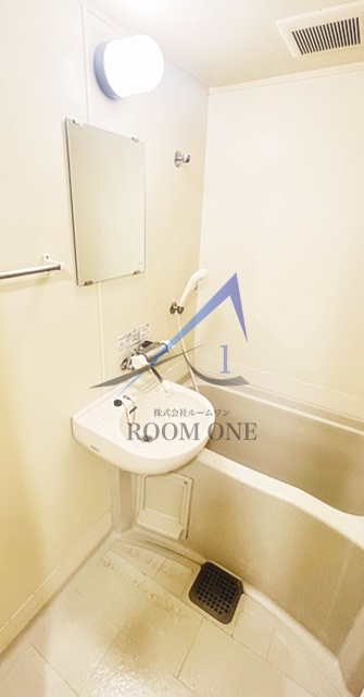 バス・シャワールーム　お風呂です。