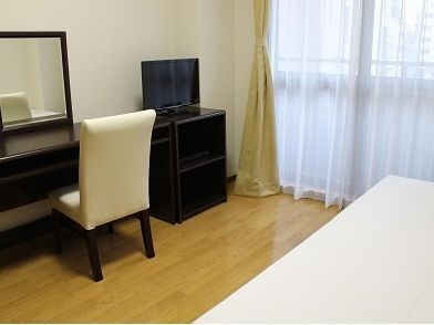 居室・リビング　【見学予約受付中】当店の仲介手数料賃料の半月分以下でご紹介★