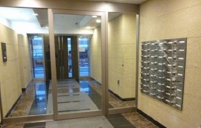 エントランス　【見学予約受付中】当店の仲介手数料賃料の半月分以下でご紹介★