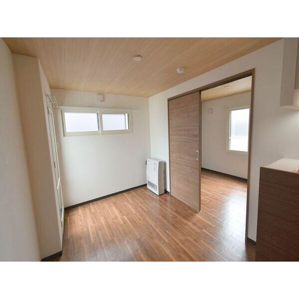 居室・リビング　リビング