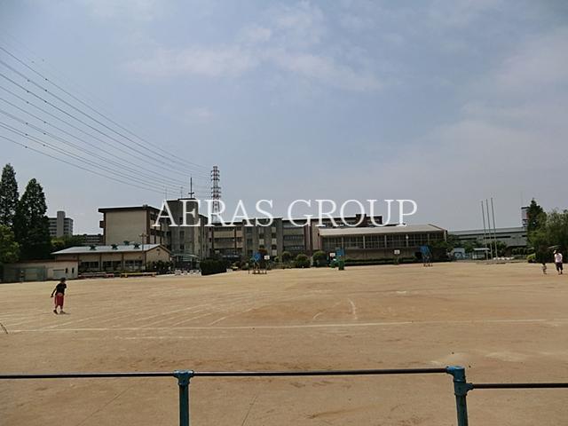 小学校　さいたま市立宮前小学校（小学校）まで855m