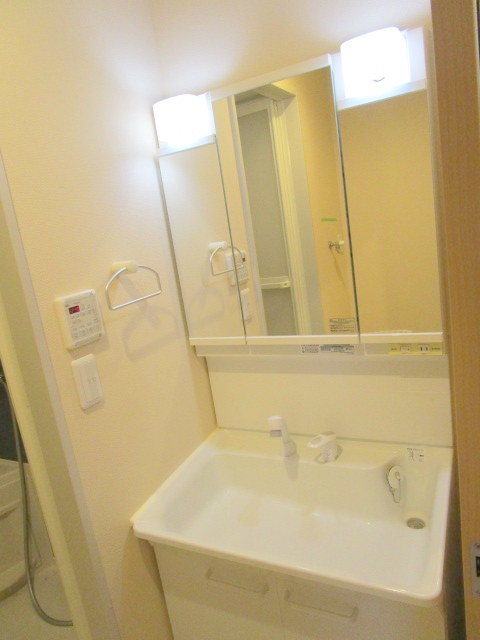 洗面設備　★独立洗面台★