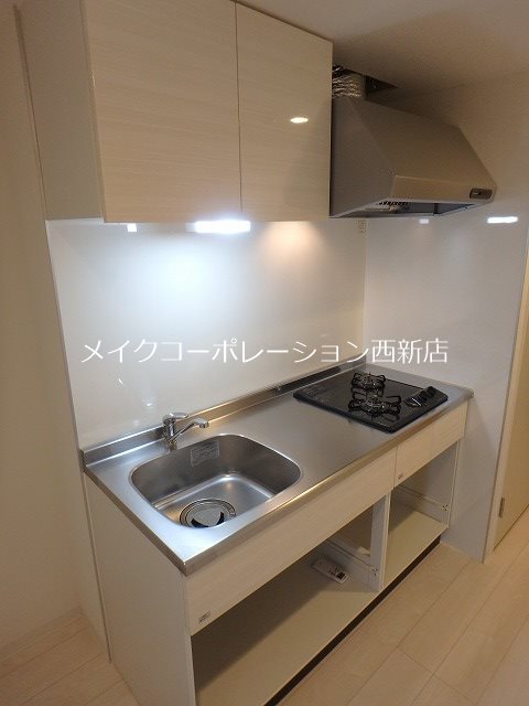 キッチン　※工事中の写真