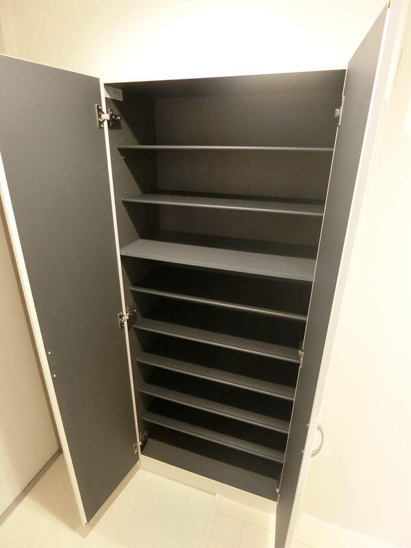 収納　シューズBOX