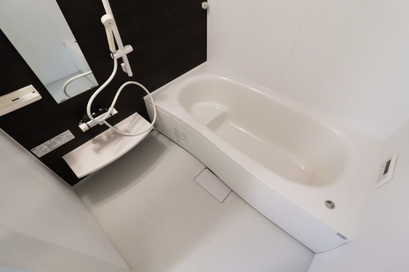 バス・シャワールーム　図面と現状に相違がある場合には現状を優先