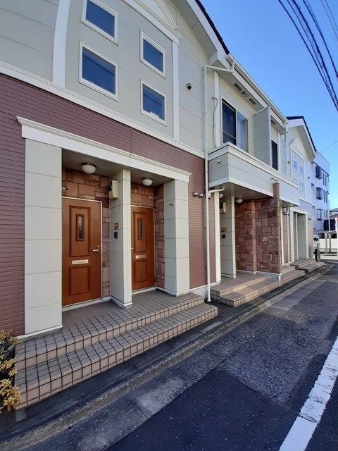 エントランス　玄関ドア