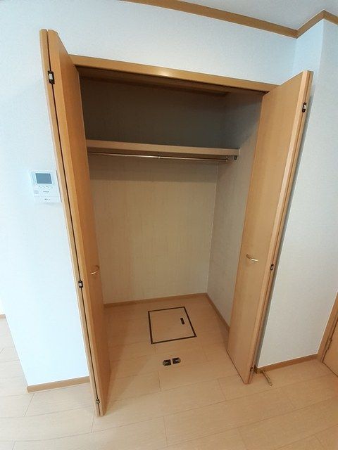 収納　別室参照