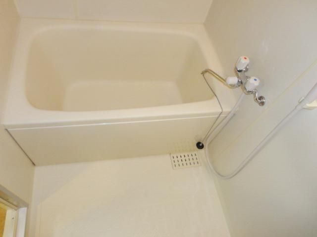 バス・シャワールーム　別部屋参考写真