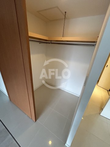 収納　ザ・タワー大阪レジデンス　クローゼット