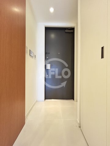 玄関　ザ・タワー大阪レジデンス　玄関