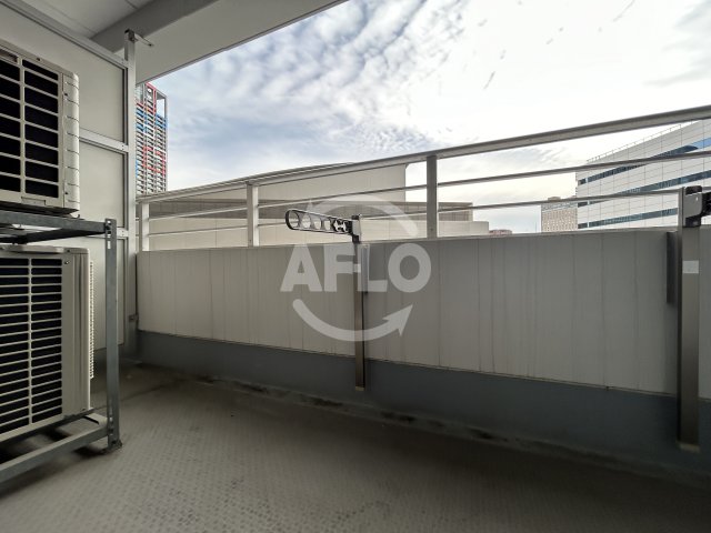 バルコニー　ザ・タワー大阪レジデンス　バルコニー