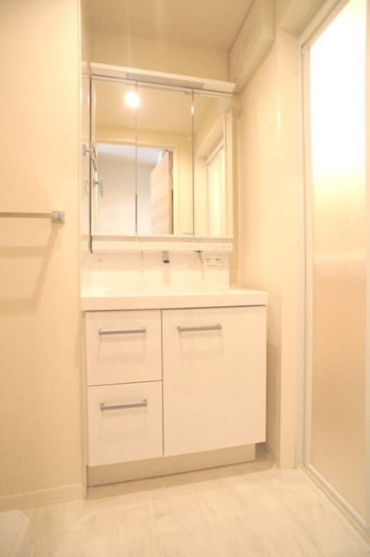 洗面設備　独立洗面台！