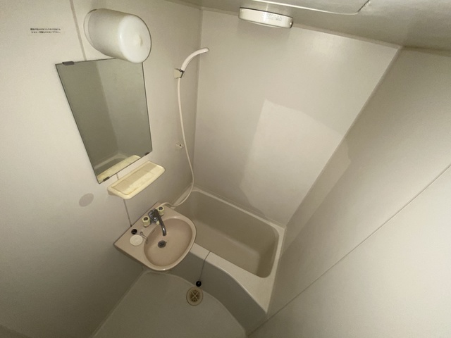 バス・シャワールーム　お風呂でゆっくり。