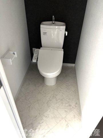 トイレ　温水洗浄暖房便座