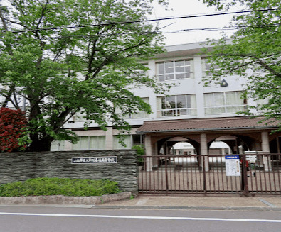 中学校　私立二松學舍大学附属柏中学校（中学校）まで2308m