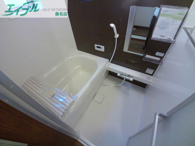 バス・シャワールーム　バスバス