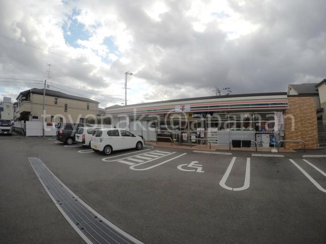 コンビニ　セブン－イレブン豊中本町９丁目店（コンビニ）まで507m